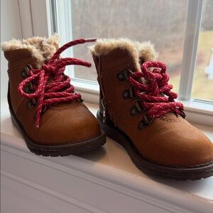 Cat & Jack Brown Faux-Fur Lined Kids Hiking Boots with Red Laces
